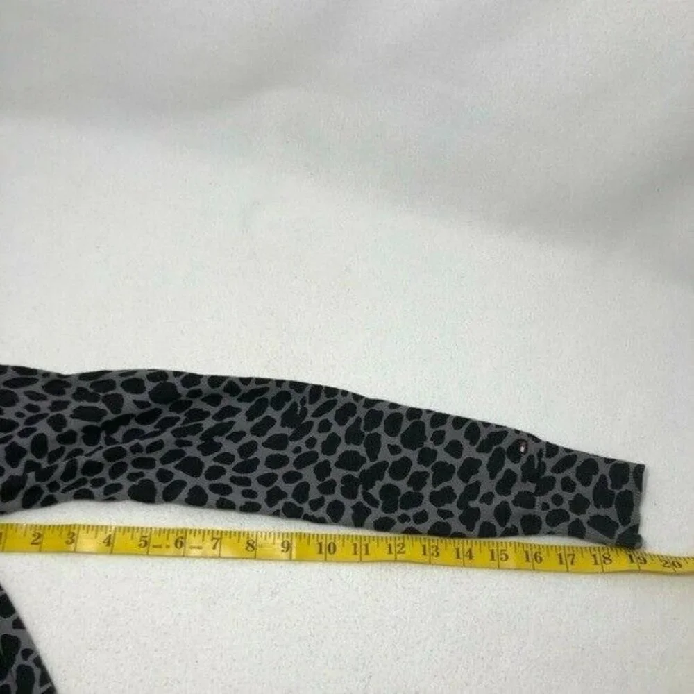 Tommy Hilfiger Cardigan Sweater Women Size XS Camo Leopard Cheetah Black Gray - Picture 9 of 10